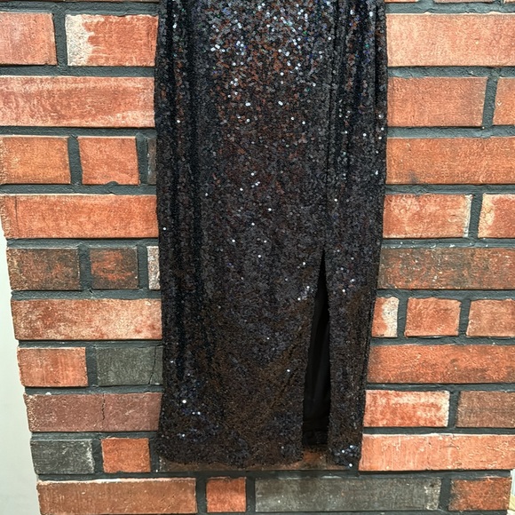 Hello Molly MY FEELS MIDI DRESS BLACK SEQUIN - Picture 10 of 13